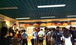 网友爆料学校食堂事件视频,网友曝光校园食堂事件引发热议